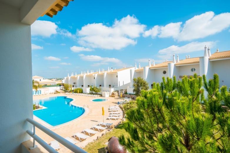 Hotel Aldeamento Turistico Aldeia da Galé Albufeira Exterior foto